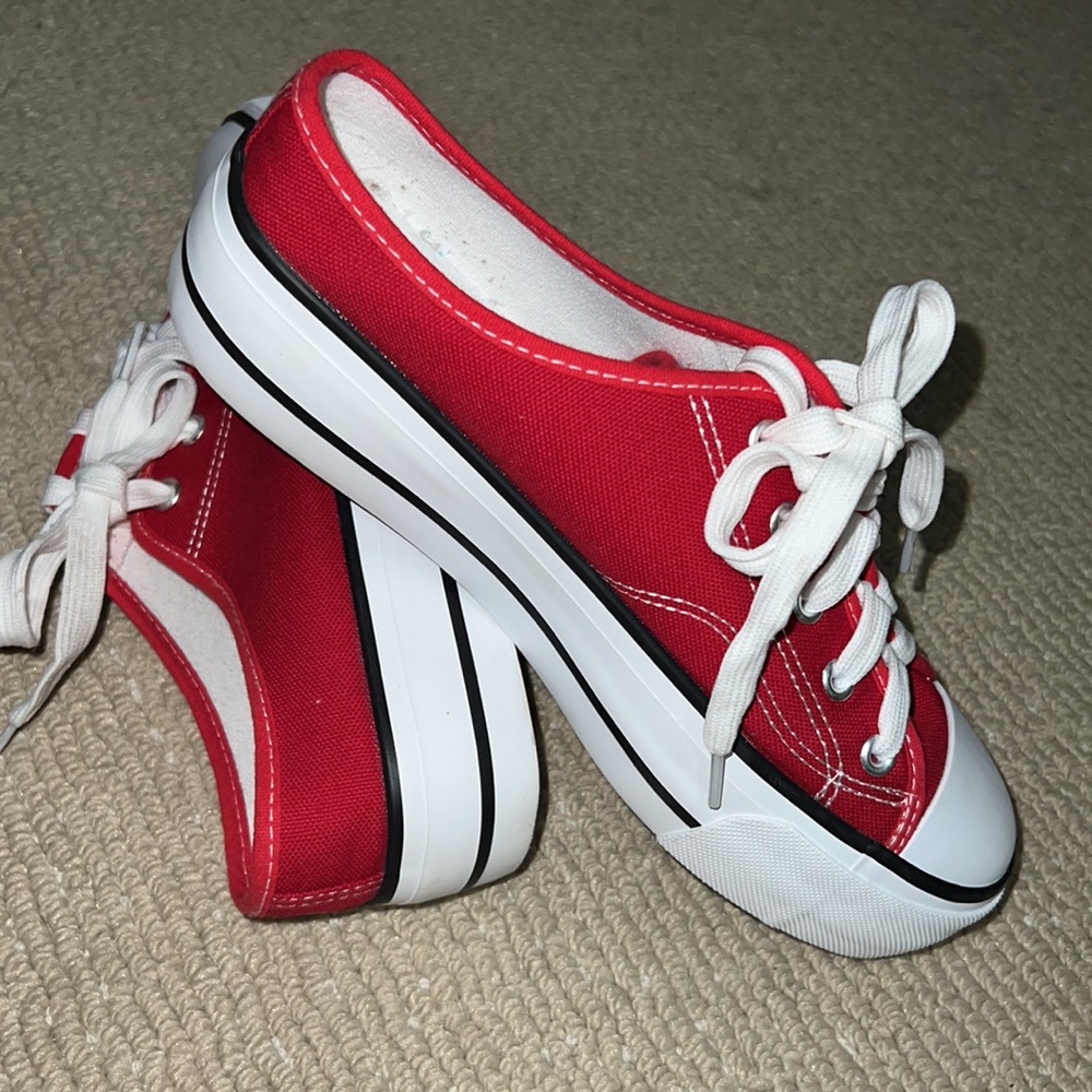 ZY-K8302 Upper Canvas Lining Canvas Outsole Rubber